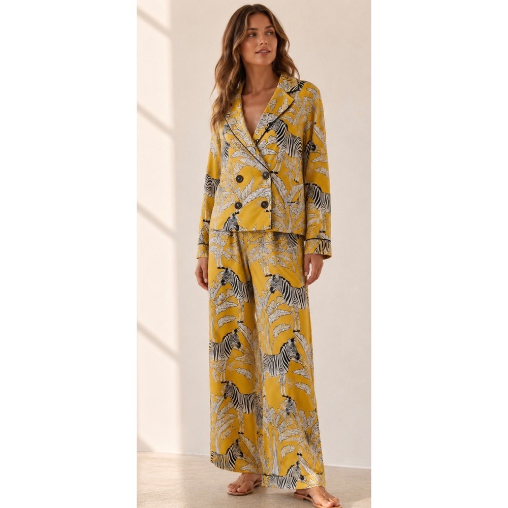 Chelsea Peers New York Zebra Print Blazer Pants pajama set Yellow Small Safari